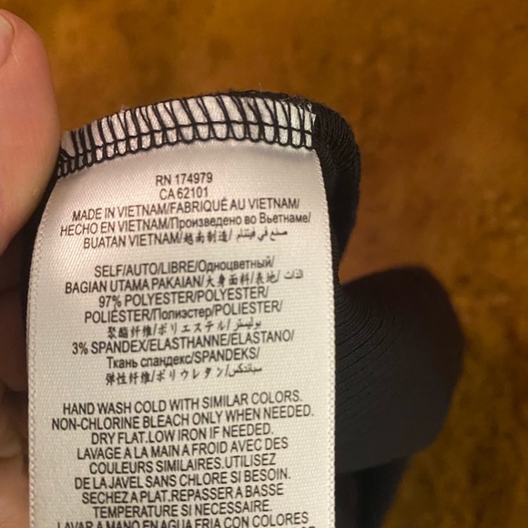 BCBGeneration ❤️ Black Slit Knit Knee Skirt - Picture 6 of 8